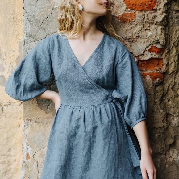 100% Black linen wrap dress made in Latvia - Picture 2 of 4